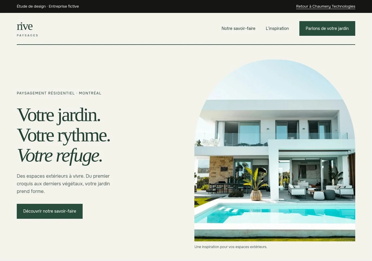 Aperçu du site de démonstration Rive Paysages : typographie élégante et photographie d’une maison avec terrasse et piscine.